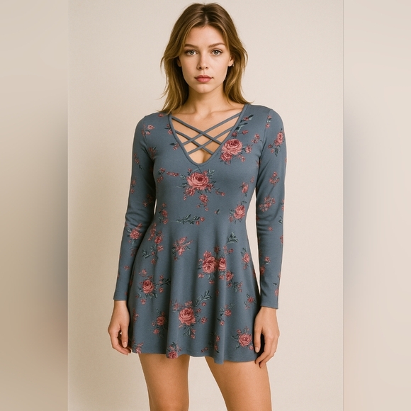 Mudd Dresses & Skirts - Mudd Medium Blue Pink Floral Fit Flare Long Sleeve Y2K 90s Grunge Skater Dress